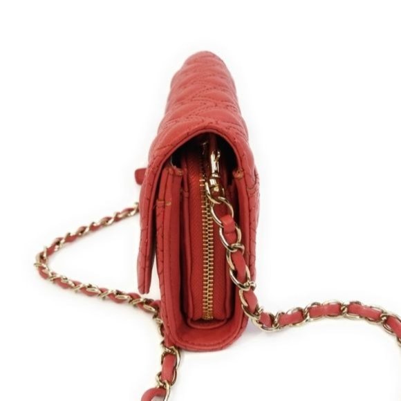 Big Buddah Diamond Quilted Crossbody Shoulder Bag in Coral Chain Strap - Picture 3 of 8